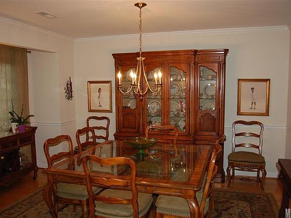 4th image of 158 39th Avenue Ct NW