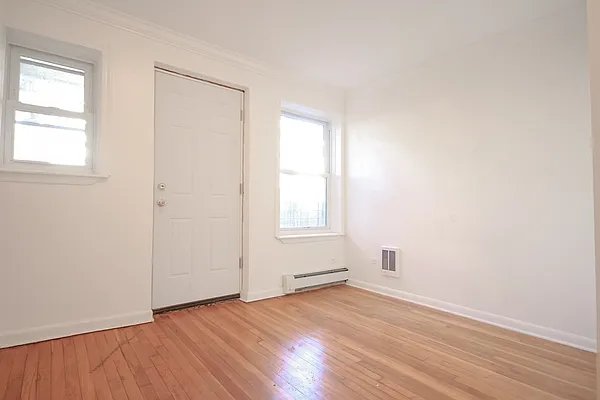 Rented by MNS | media 11