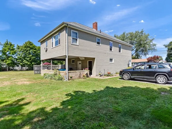 418 Wilbur Ave, Swansea, MA 02777