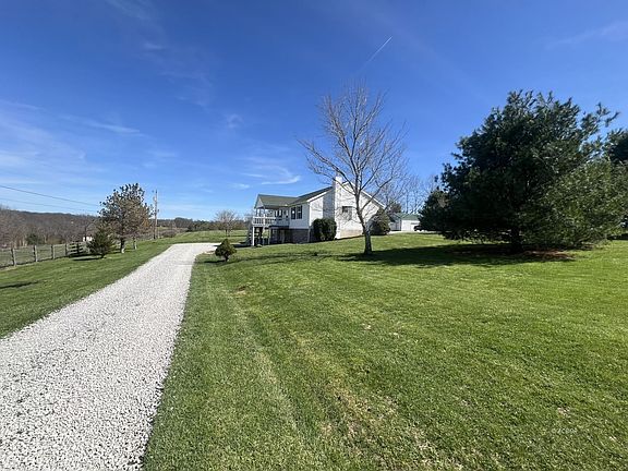 4th image of 29119 Gaston Rd