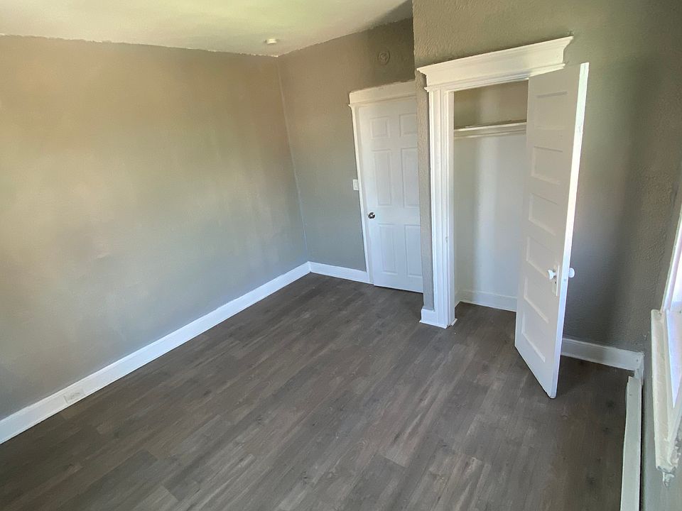2nd image of 749 Arctic St #13
