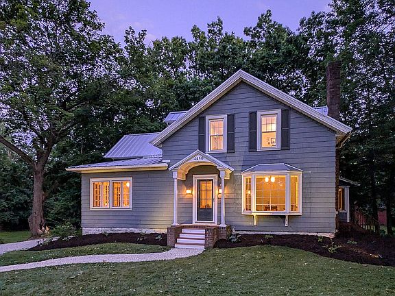2nd image of 4450 Greenwich Rd