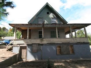 708 S McLoughlin Blvd, Oregon City, OR 97045