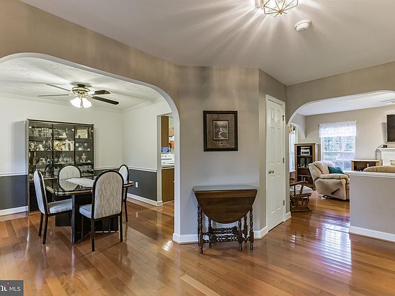 2nd image of 1801 Peace Ct E
