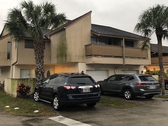 2nd image of 851 NW 81st Ter