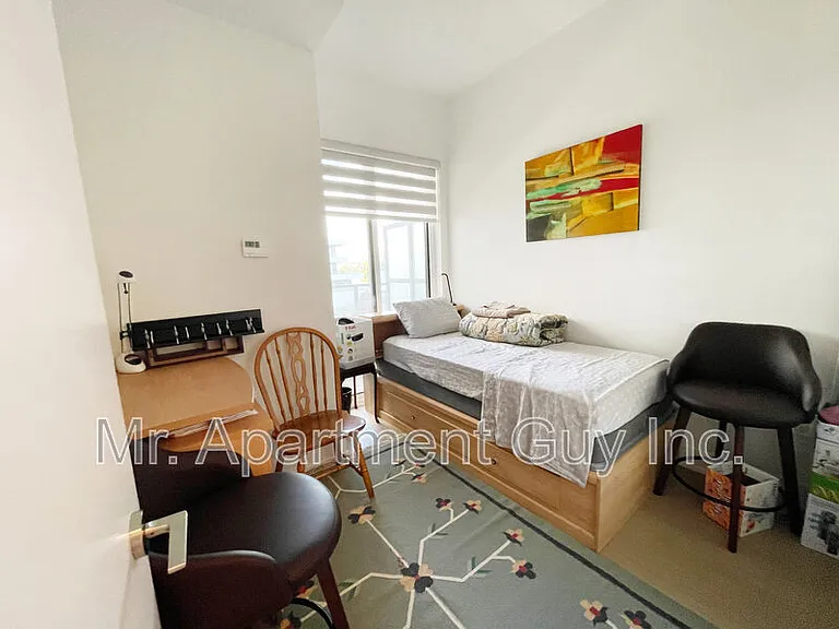 20 Shore Breeze Dr — Photo 6