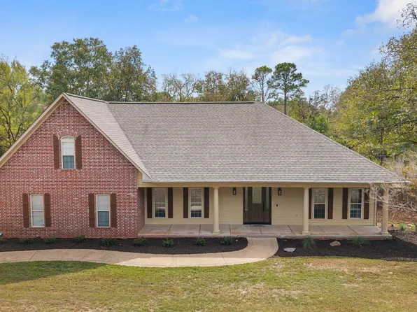 170 Parkway Sq, Pearcy, AR 71964