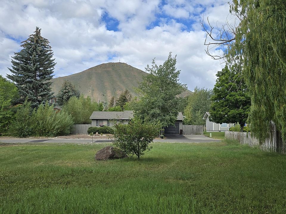 1st image of 1200 Baldy View Dr