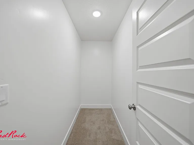 2341 E Siegel Ln — Photo 30