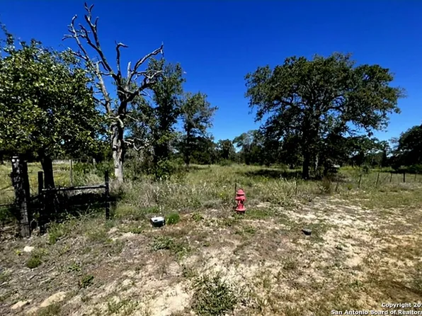 187 KOTHMANN LOT ACRES, La Vernia, TX 78121