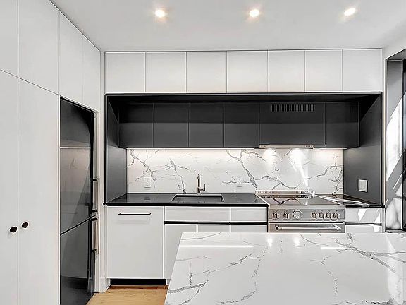 3rd image of 145 Henry St #3C