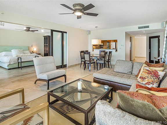 5th image of 1455 Ocean Dr APT 1407