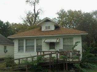 205 S 21st St, Herrin, IL 62948