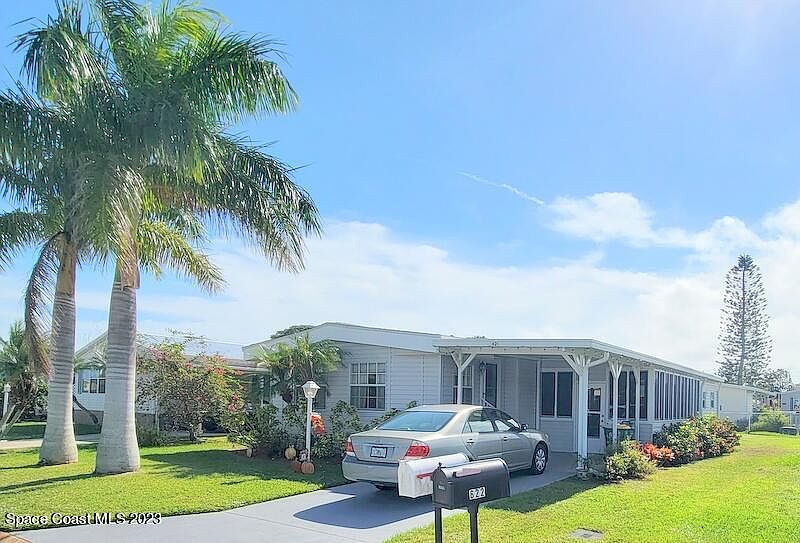 1st image of 621 Royal Tern Dr