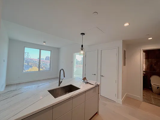 Rented by MaxInvest Real Estate, Inc. | media 21