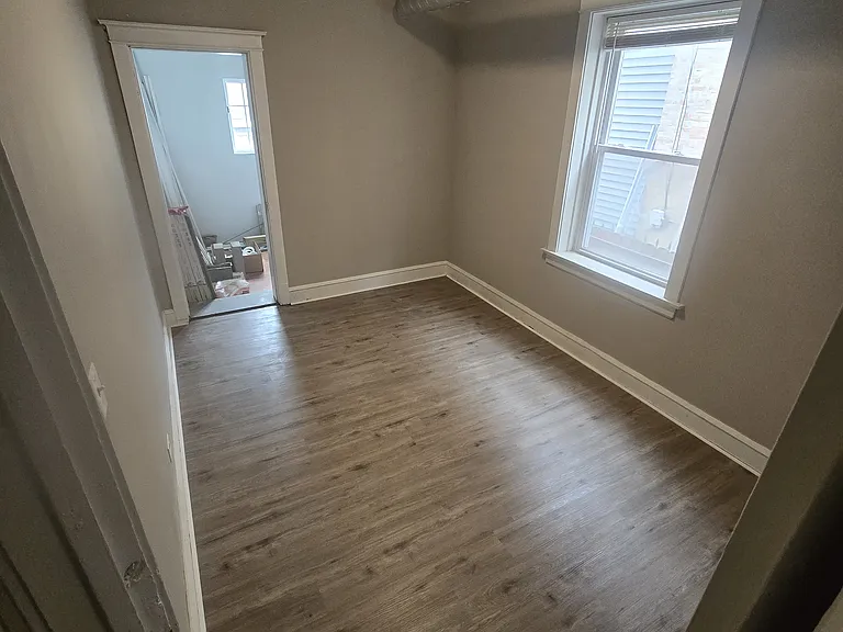 2321 N Kostner Ave #1 — Photo 5