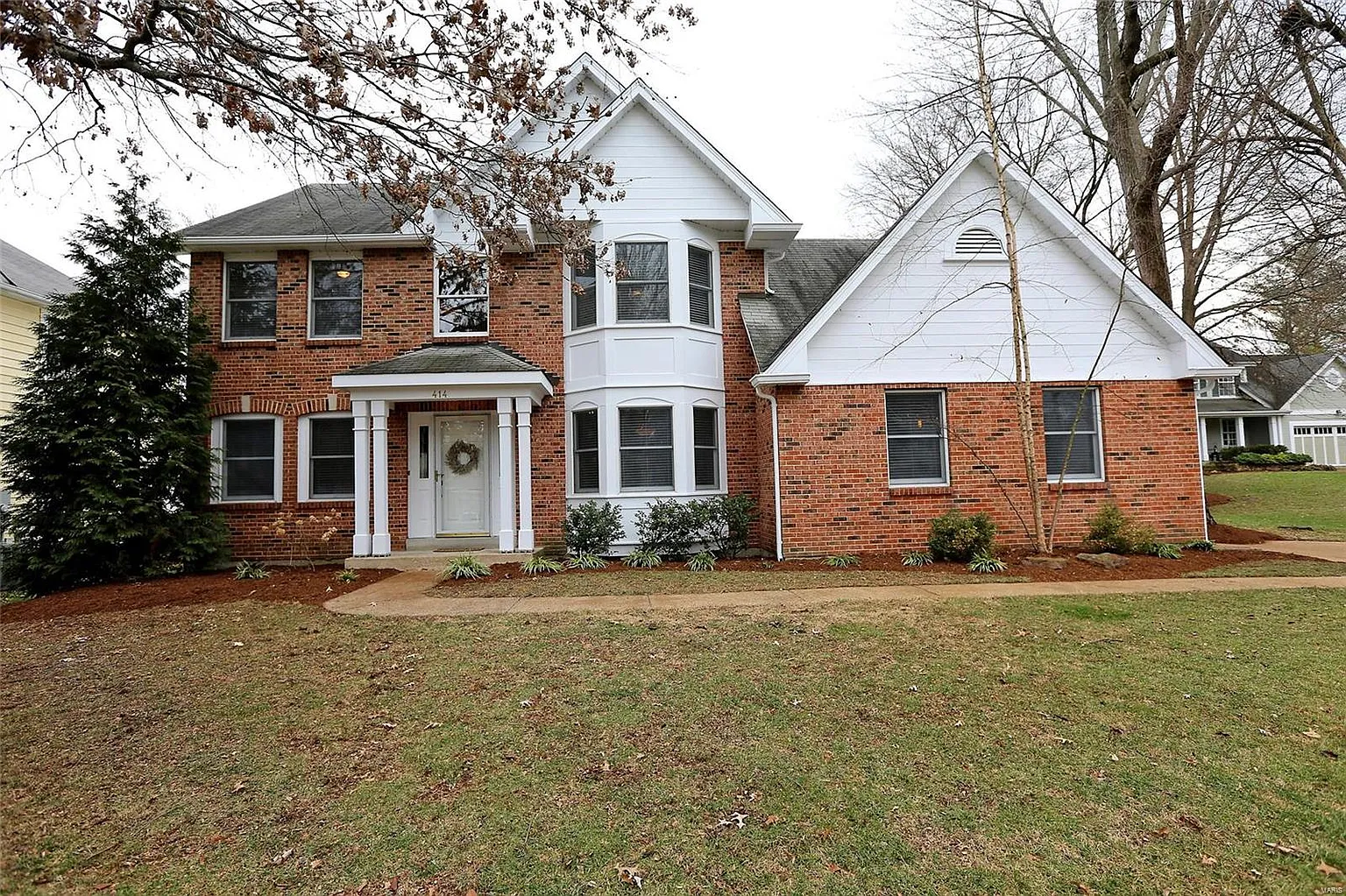 414 Woodview Manor Ln photo 1