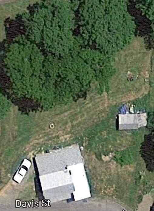 2nd image of 5 Davis St