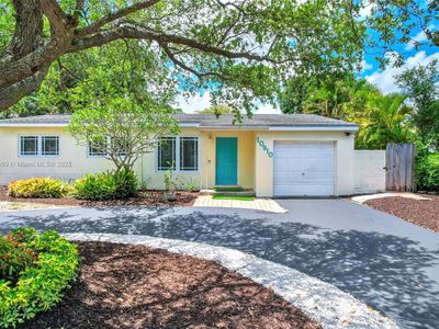 10910 Peachtree Dr, Miami, FL, 33161