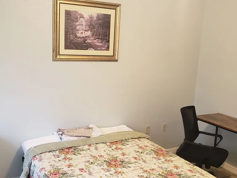 1224 Moselle Ave #1 — Photo 4