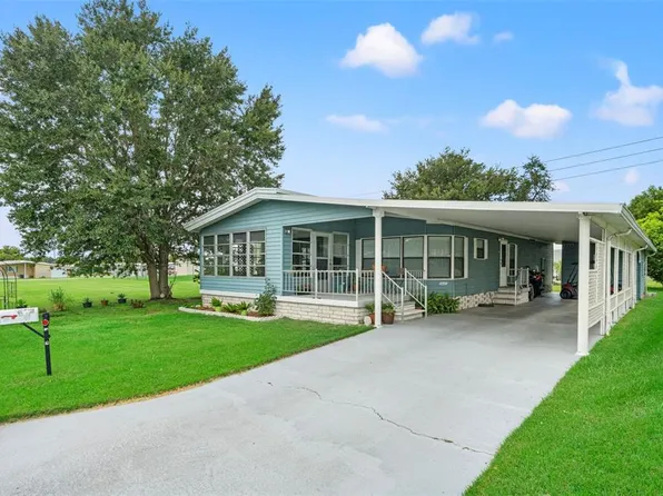 5645 Loretta Ct, Zephyrhills, FL 33542