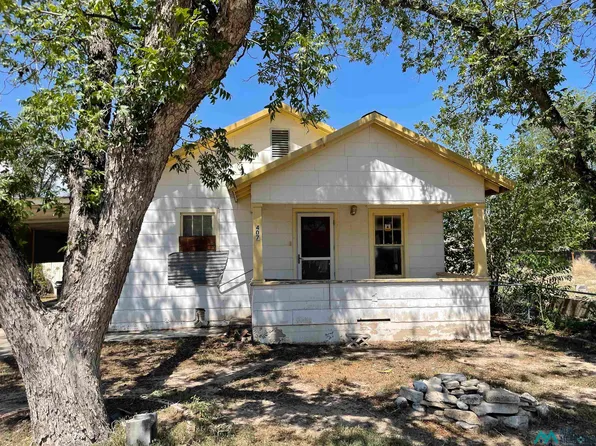 407 S Guadalupe St, Carlsbad, NM 88220