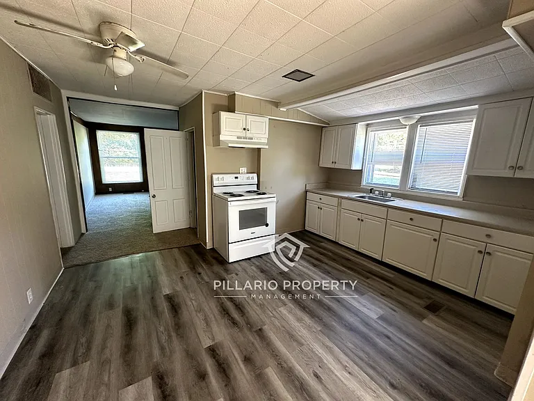 5173 Main St — Photo 8