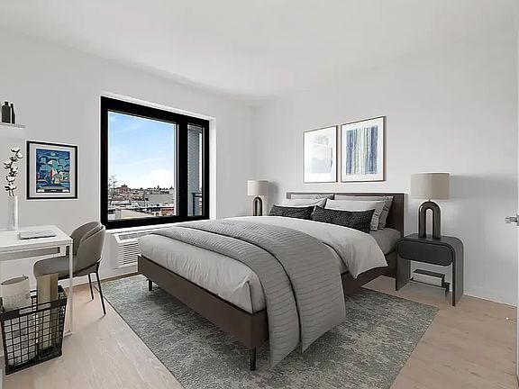 5th image of 827 Sterling Pl #Phj
