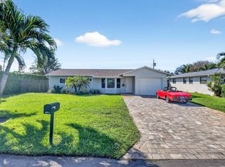 710 SW 27th Way, Boynton Beach, FL 33435