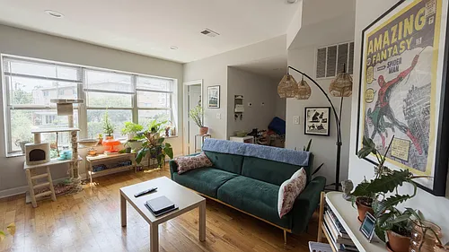 2047 W Touhy Ave #1 Photo 1