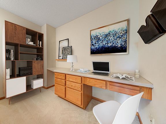 5th image of 3623 Vermilion Ct N #1103