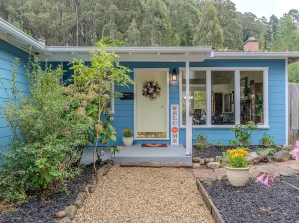 1451 Perez Dr, Pacifica, CA 94044