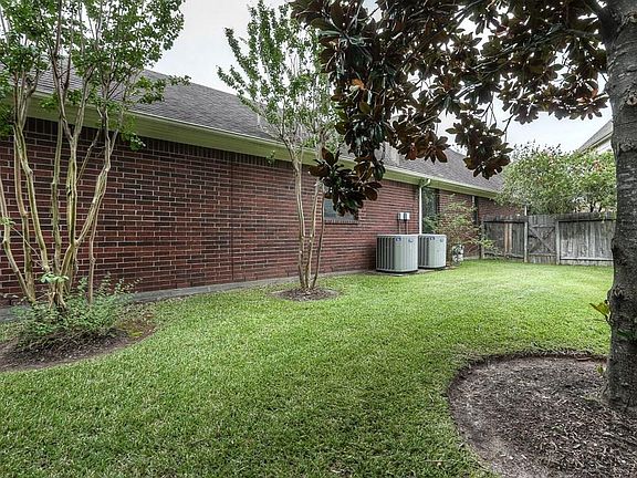 3rd image of 12511 Grove Hollow Ct