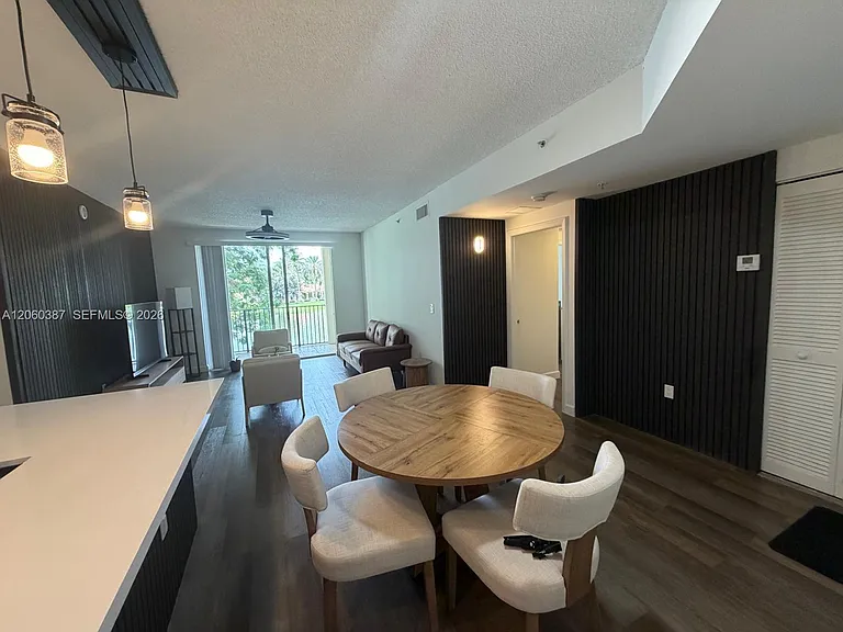 2160 E Preserve Way #206 — Photo 8