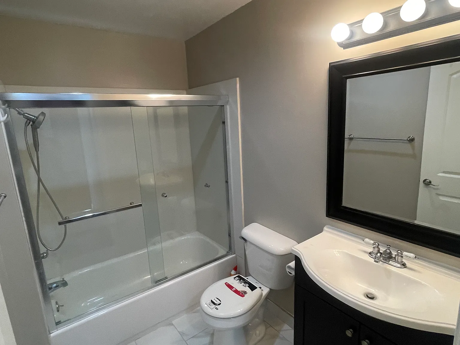 1 bed, 750 sqft, $3,195 — Photo 3