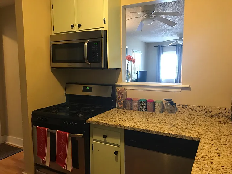 133 Line St #A — Photo 7