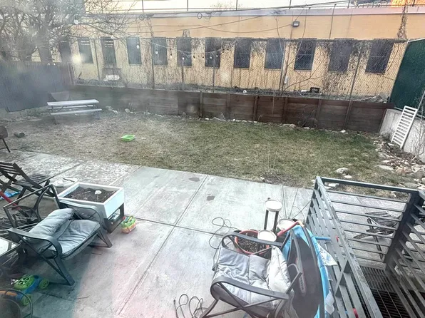 51 Cedar Street image 14 of 15