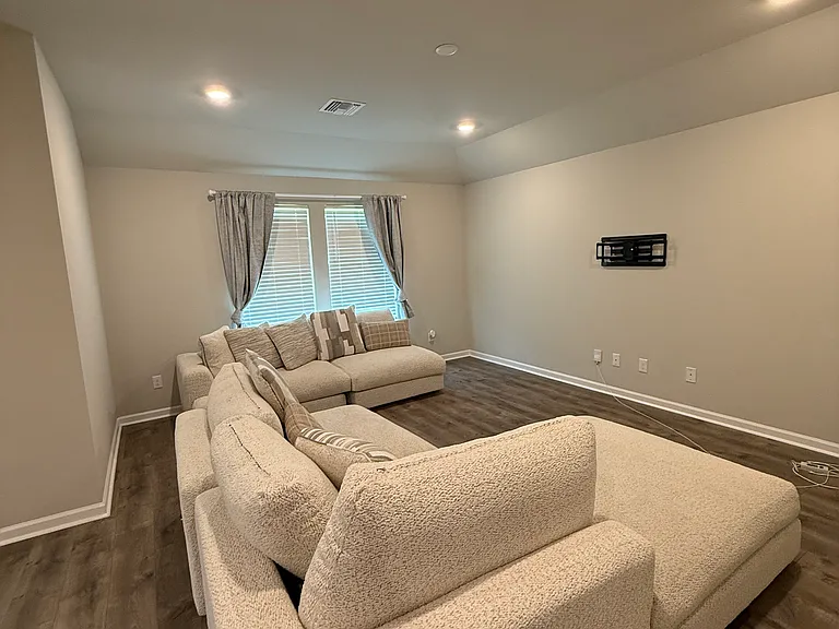311 Broussard Hill Dr — Photo 7
