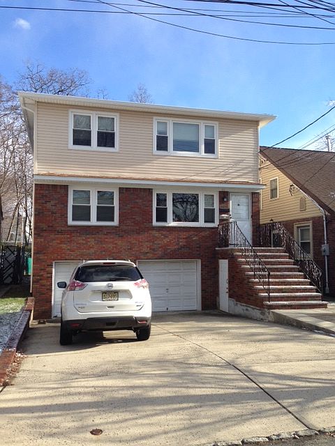 1st image of 26 Moore Pl