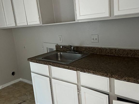 3rd image of 3208 McLean St #104B