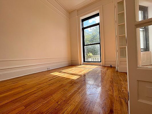 3rd image of 401 Convent Ave APT 3A