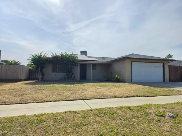4571 N Kavanagh Ave, Fresno, CA 93705