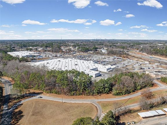 3rd image of 192 Rue Fontaine