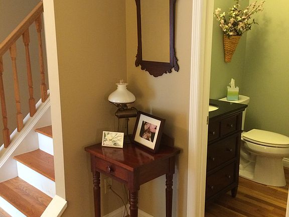 Foyer and powder room