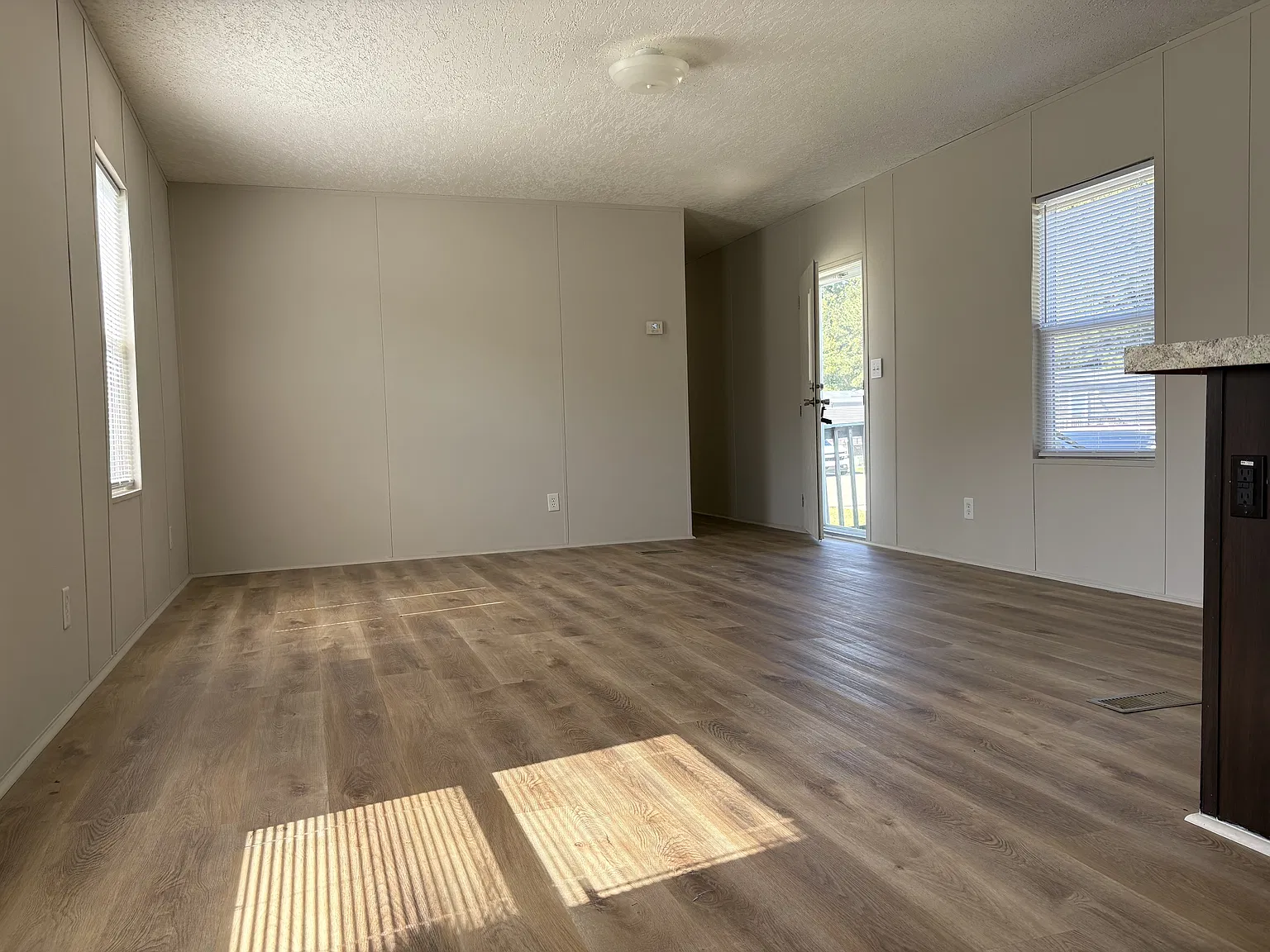 509 Blakley Drive - 1 — Photo 2