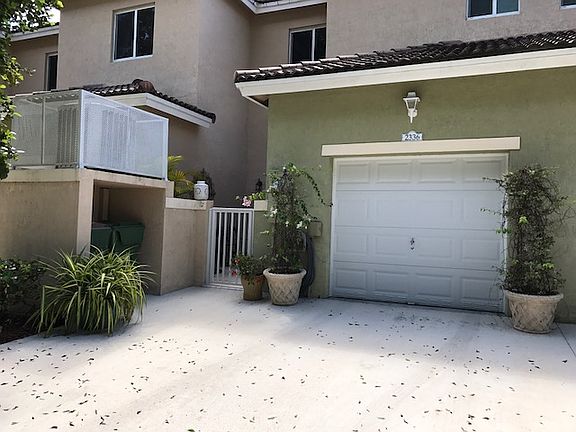 Rear/garage view