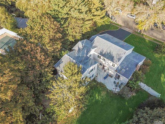 3rd image of 4 Kimberly Dr
