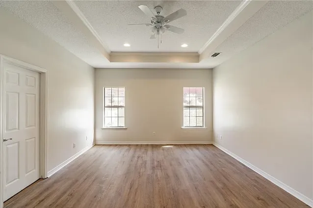 6762 Biltmore Ct — Photo 22