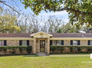 127 Thomas Dr, Saraland, AL 36571
