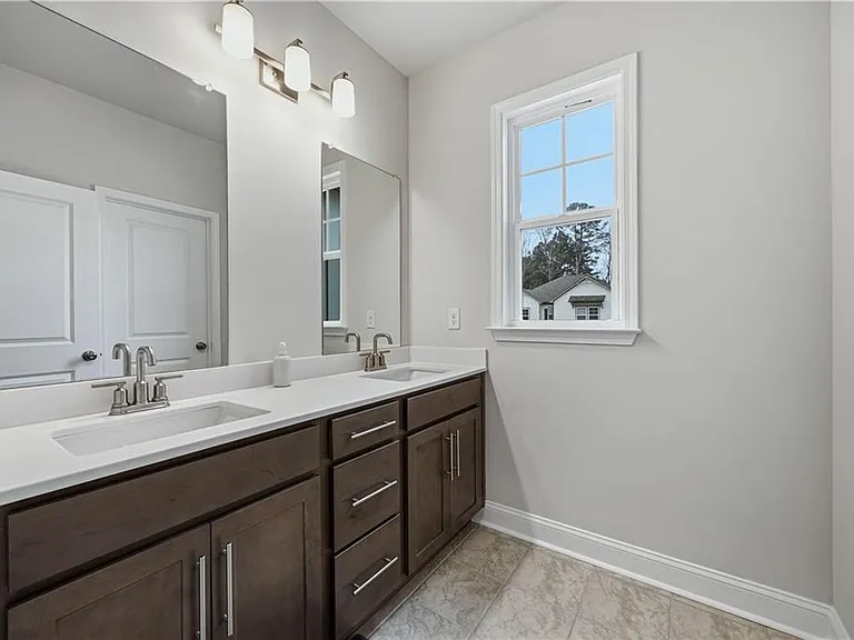 3168 Shirecrest Ln — Photo 34